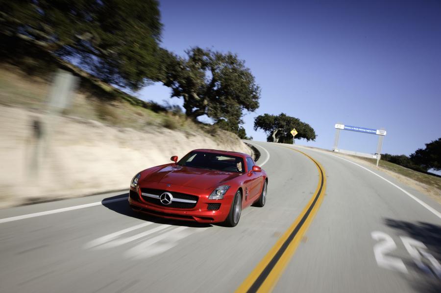  Mercedes-Benz SLS AMG 2010 года  (фото 147 из 526)